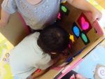 段ボール遊び
