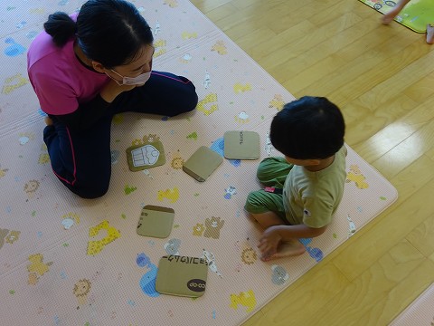 段ボール遊び