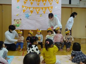 乳児部　11月誕生会